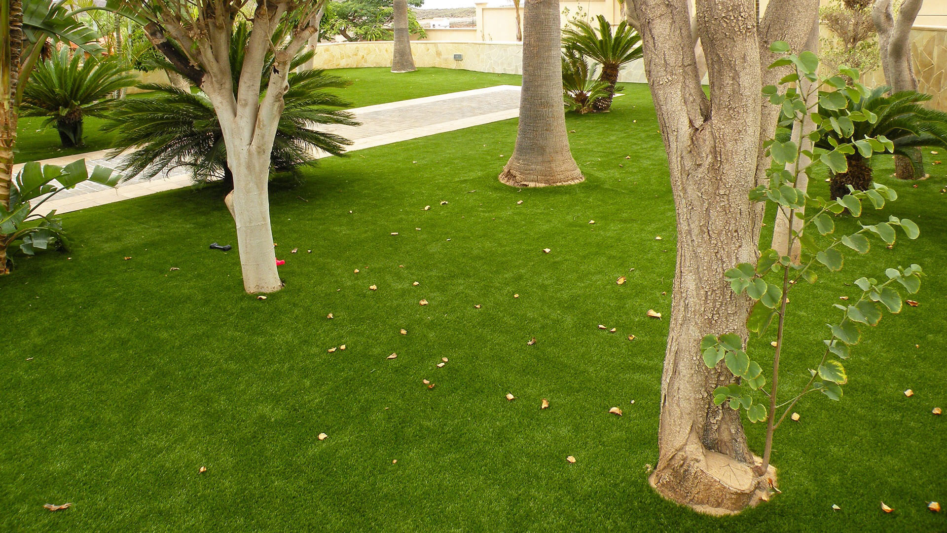 چمن مصنوعی باغ