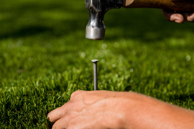 نحوه نصب چمن مصنوعی