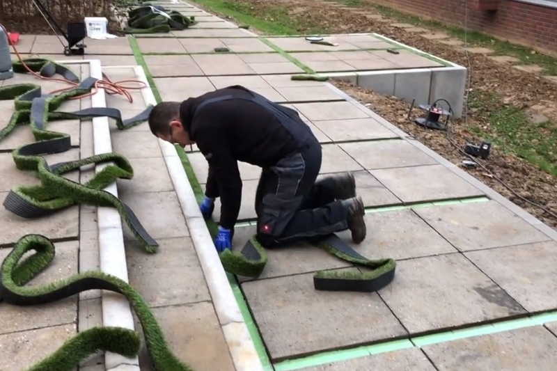 نحوه نصب چمن مصنوعی