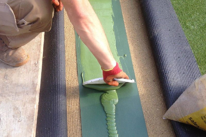 نحوه نصب چمن مصنوعی