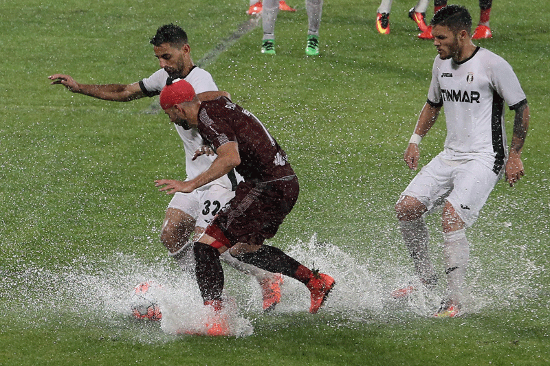 انواع چمن مصنوعی فوتبال