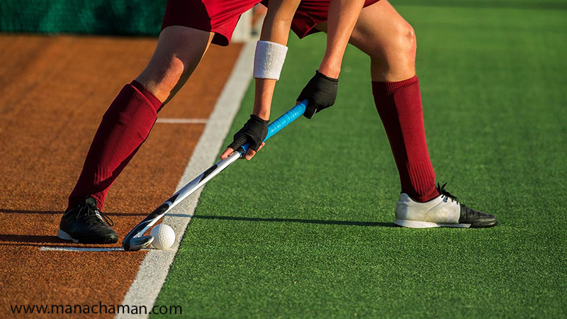 بازی هاکی بر روی چمن مصنوعی