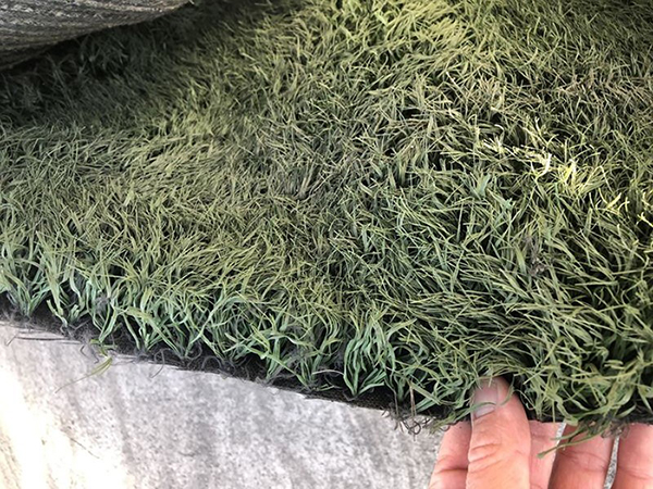 چمن مصنوعی استوک 3