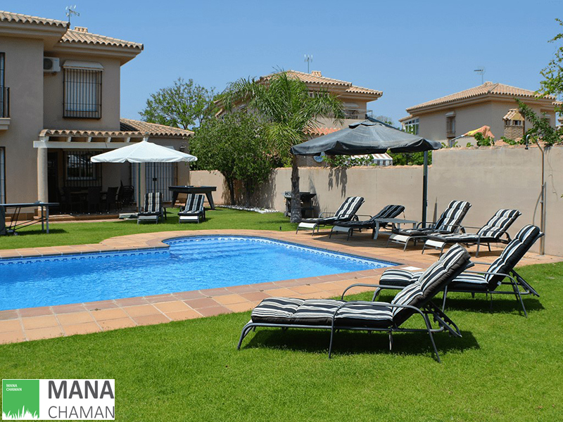 چمن مصنوعی حیاط ویلا 6