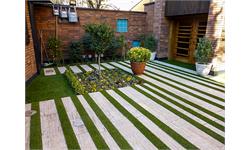 چمن مصنوعی بین سنگ و موزاییک